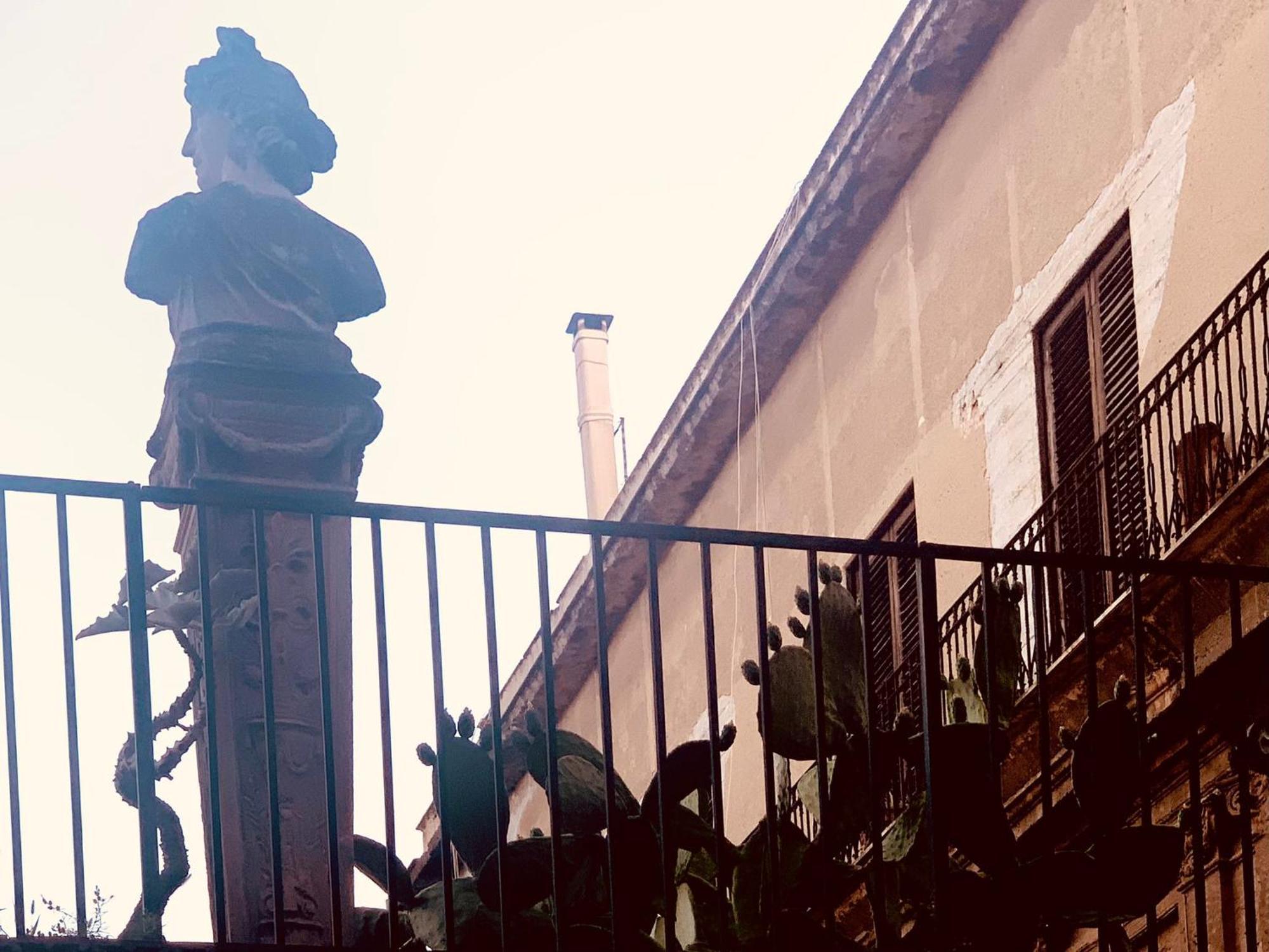 A Un Passo Dal Massimo 1 Apartment Palermo Ngoại thất bức ảnh